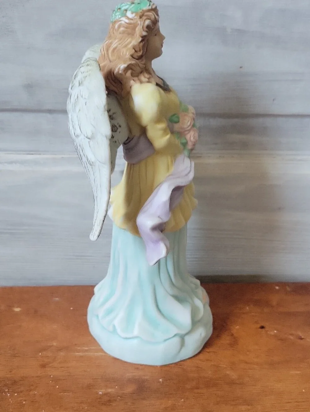Grandeur Noel Vintage Porcelain Angel Figurine Holding Pink Roses 9